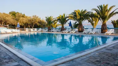 Pappas Hotel (Loutraki)