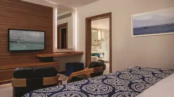 Paradis Beachcomber Golf Resort & Spa 5