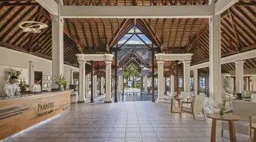 Paradis Beachcomber Golf Resort & Spa