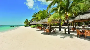 Paradis Beachcomber Golf Resort & SPA