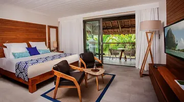 PARADIS BEACHCOMBER GOLF RESORT & SPA