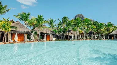 Paradis Beachcomber Golf Resort & Spa