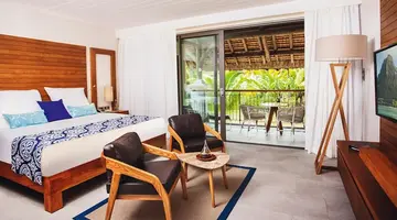 Paradis Beachcomber Golf Resort & Spa