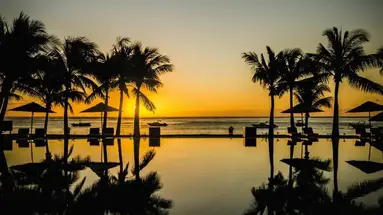 Paradis Beachcomber Golf Resort & Spa