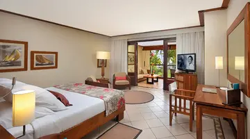 PARADIS BEACHCOMBER GOLF RESORT & SPA