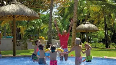 Paradis Beachcomber Golf Resort & Spa