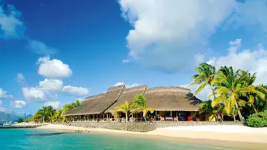 Paradis Beachcomber Golf Resort & Spa
