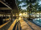 Paradis Beachcomber Golf Resort & Spa