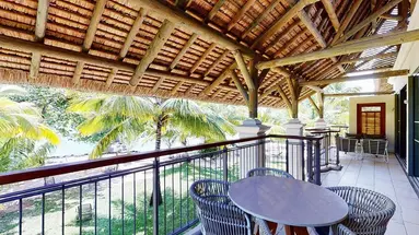 Paradis Beachcomber Golf Resort & Spa