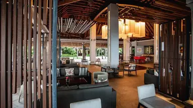 Paradis Beachcomber Golf Resort & Spa