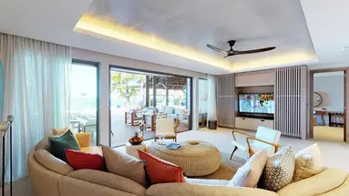Paradis Beachcomber Golf Resort & Spa