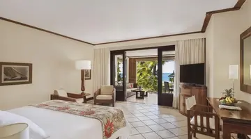 Paradis Beachcomber Golf Resort & Spa