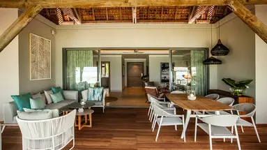 PARADIS BEACHCOMBER GOLF RESORT & SPA
