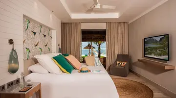 PARADIS BEACHCOMBER GOLF RESORT & SPA