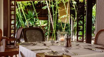 PARADIS BEACHCOMBER GOLF RESORT & SPA