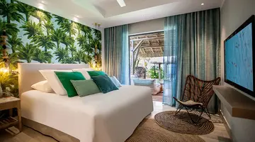 PARADIS BEACHCOMBER GOLF RESORT & SPA