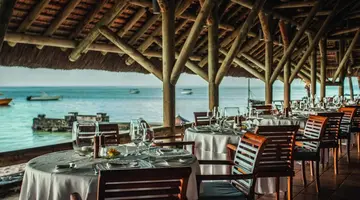 Paradis Beachcomber Golf Resort & SPA