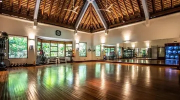 Paradis Beachcomber Golf Resort & Spa