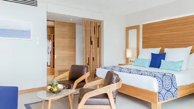 PARADIS BEACHCOMBER GOLF RESORT & SPA