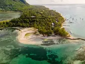 Paradis Beachcomber Golf Resort & Spa