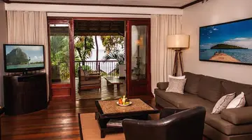 Paradis Beachcomber Golf Resort & Spa