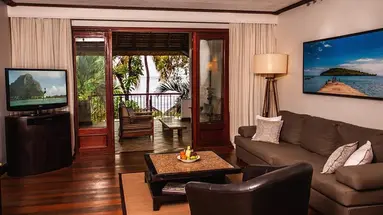Paradis Beachcomber Golf Resort & Spa