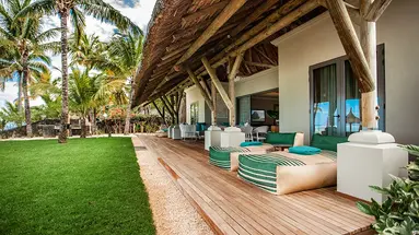 PARADIS BEACHCOMBER GOLF RESORT & SPA