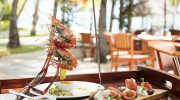 PARADIS BEACHCOMBER GOLF RESORT & SPA