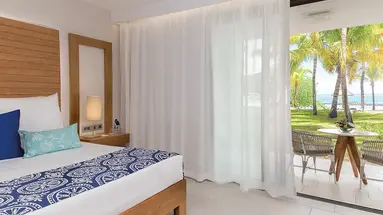 PARADIS BEACHCOMBER GOLF RESORT & SPA