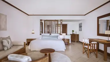 Paradis Beachcomber Golf Resort & Spa