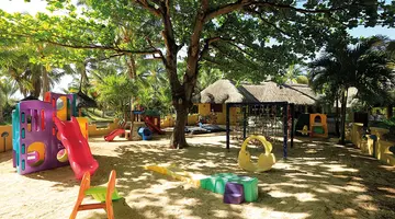 PARADIS BEACHCOMBER GOLF RESORT & SPA