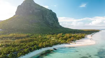 PARADIS BEACHCOMBER GOLF RESORT & SPA