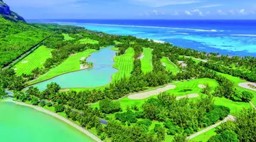 Paradis Beachcomber Golf Resort & SPA