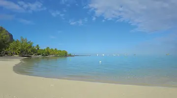 PARADIS BEACHCOMBER GOLF RESORT & SPA