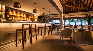 PARADIS BEACHCOMBER GOLF RESORT & SPA