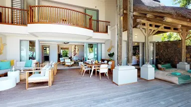 Paradis Beachcomber Golf Resort & Spa