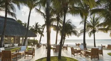 Paradis Beachcomber Golf Resort & Spa