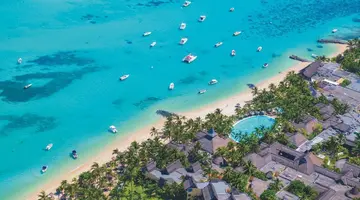 Paradis Beachcomber Golf Resort & Spa