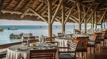 PARADIS BEACHCOMBER GOLF RESORT & SPA