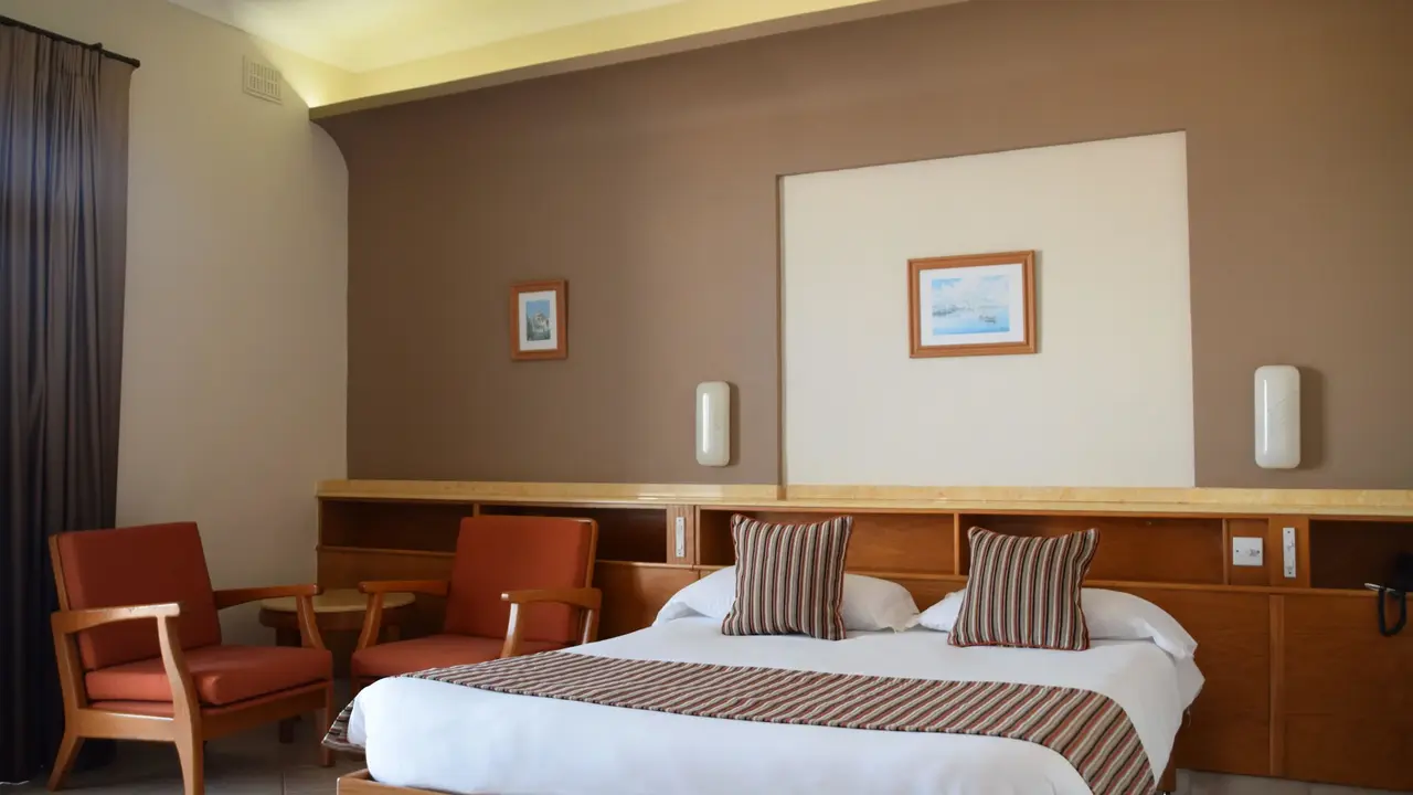 Paradise Bay Resort Hotel
