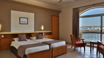 Paradise Bay Resort Hotel