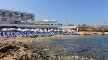 Paradise Bay Resort Hotel