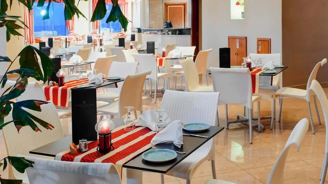 Paradise Bay Resort Hotel
