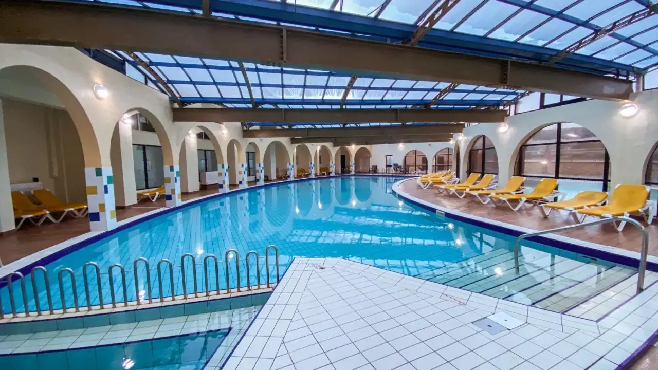 Paradise Bay Resort Hotel