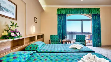 PARADISE BAY RESORT