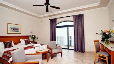 Paradise Bay Resort