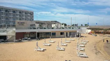 Paradise Bay Resort