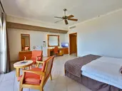 Paradise Bay Resort