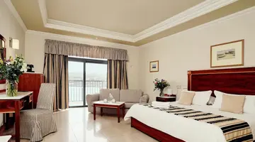 Paradise Bay Resort