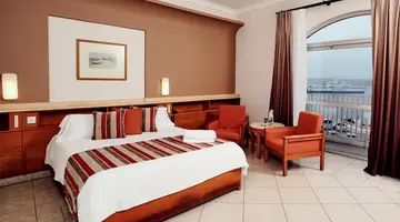 Paradise Bay Resort